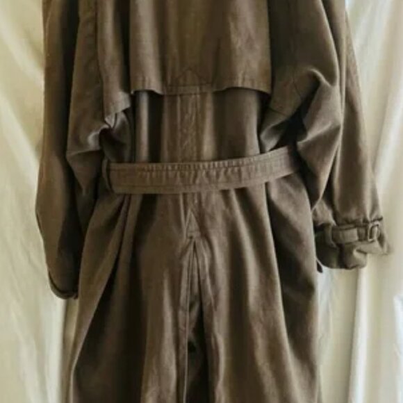 Neiman Marcus Couture Trench Coat with Belted Cuffs and Epaulettes - Picture 8 of 15